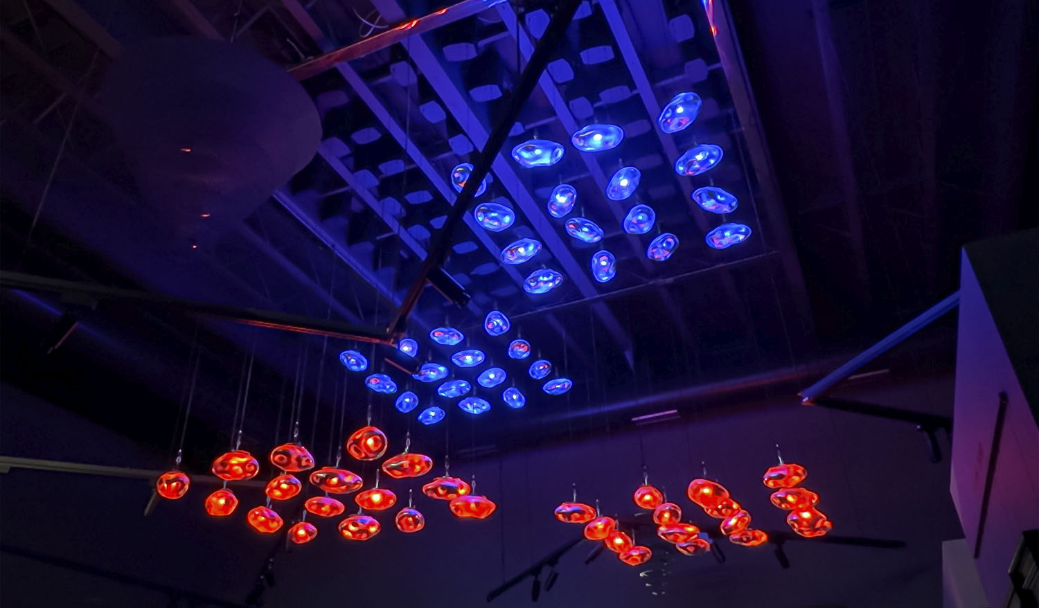 "Meteorites" kinetic installation - Фото №2
