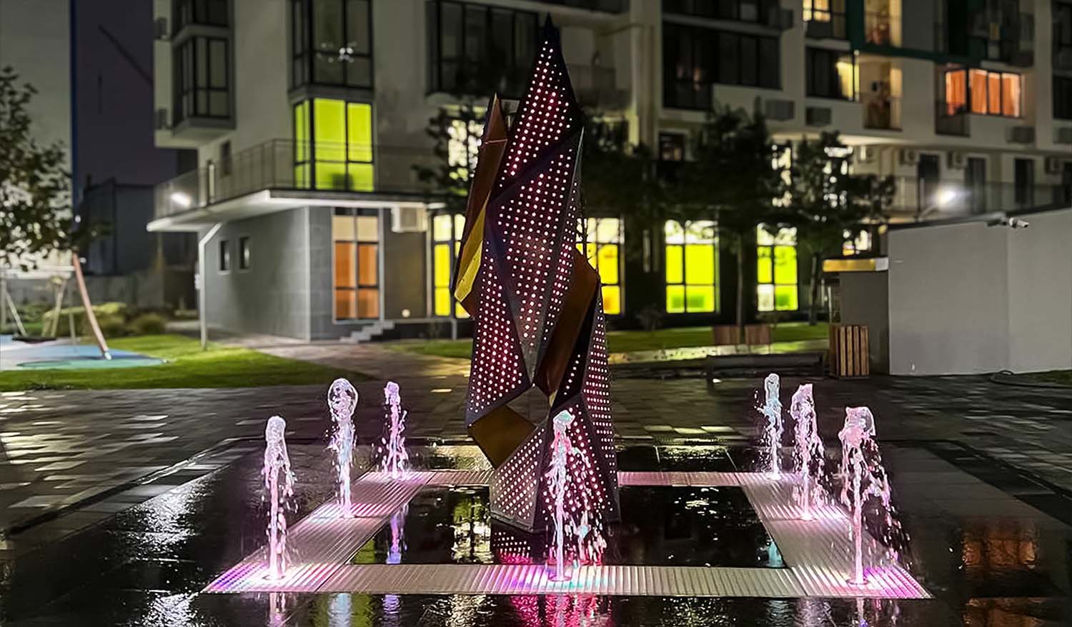 "Crystal" Public art installation - Фото №4