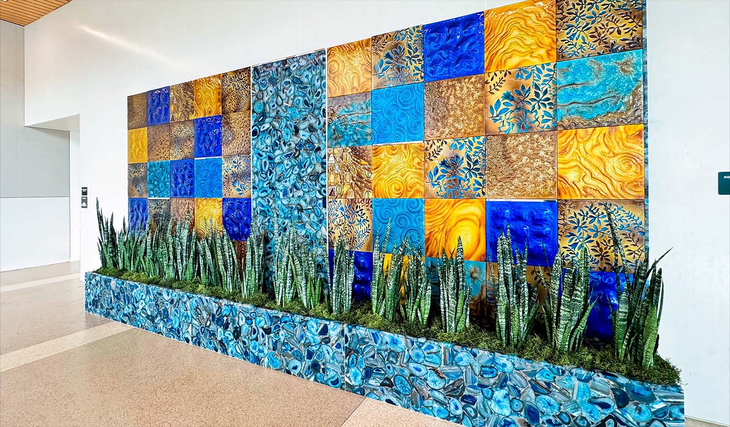 "Aqua Cascata Cleveland" Interior fountain/ Public art - Фото №3