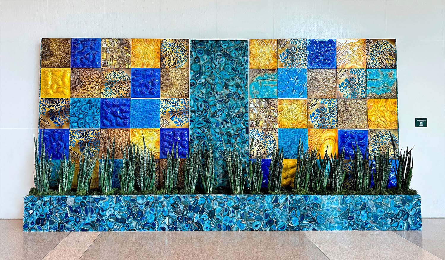 "Aqua Cascata Cleveland" Interior fountain/ Public art - Фото №2