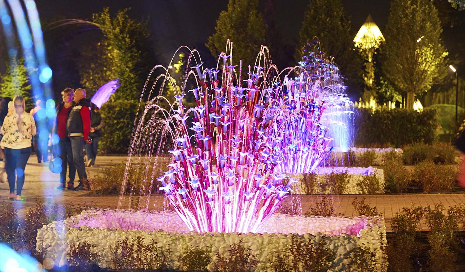 "Aqua-Flora" water public art installation