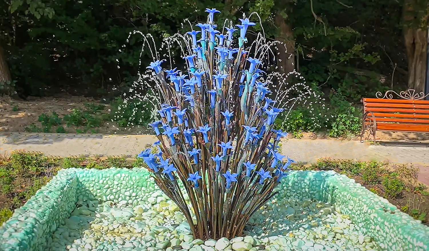 "Aqua-Flora" water public art installation - Фото №5
